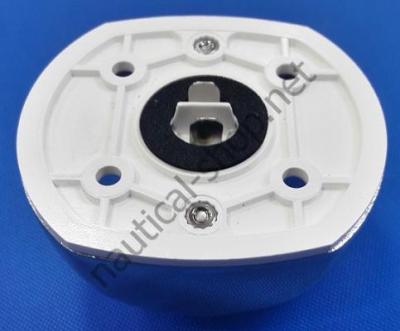 Кормовой огонь из морской нержавейки 135° Compact 12 вертикального крепления, вид сзади