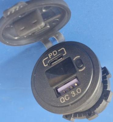 Гнездо USB с двумя выходами со светодиодной подсветкой с синим светом, 14.516.01 Osculati